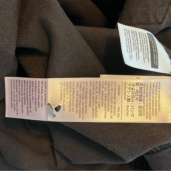 Levi’s, Dark Grey, Long Sleeve Western, Button Snaps, size XXL, never worn - Picture 4 of 6